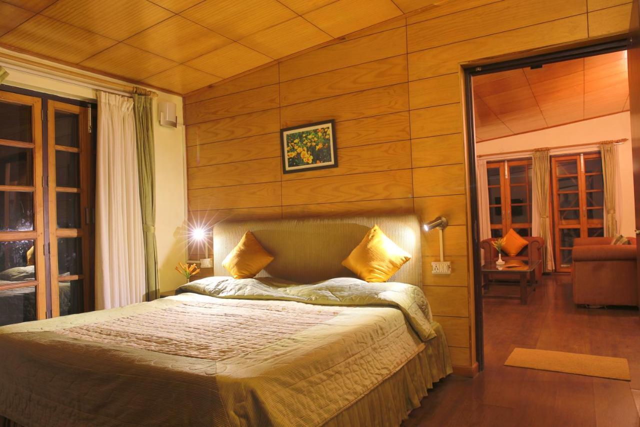 The Lake Resort Naukuchiatal Экстерьер фото